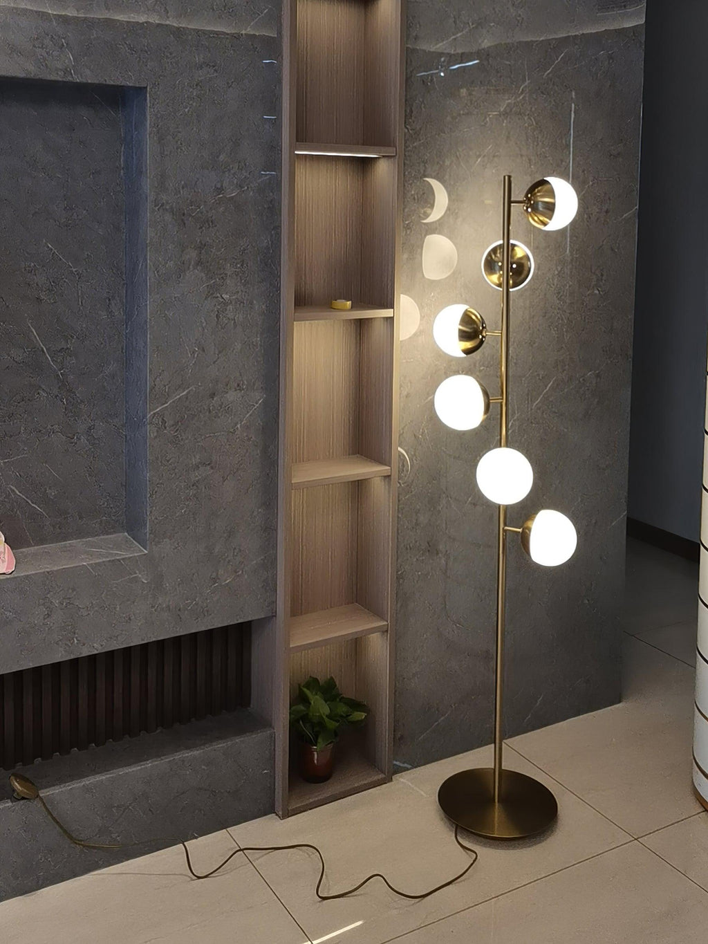 Elara LED Boom Lamp With Glass Orbs On Golden Pole | Snurv