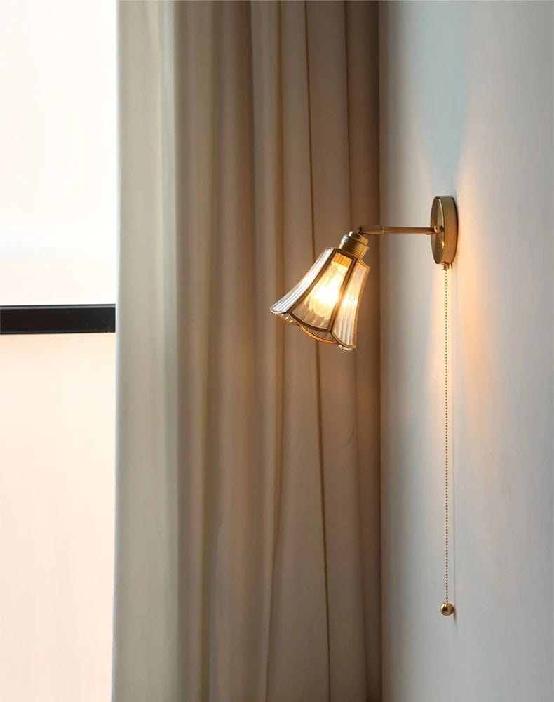 Liora Vintage-Style Glass Flower Wall Light With Bulb Included | Knesse