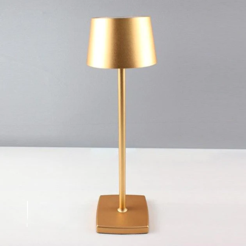 Petite Cordless LED Table Lamp | Knesse