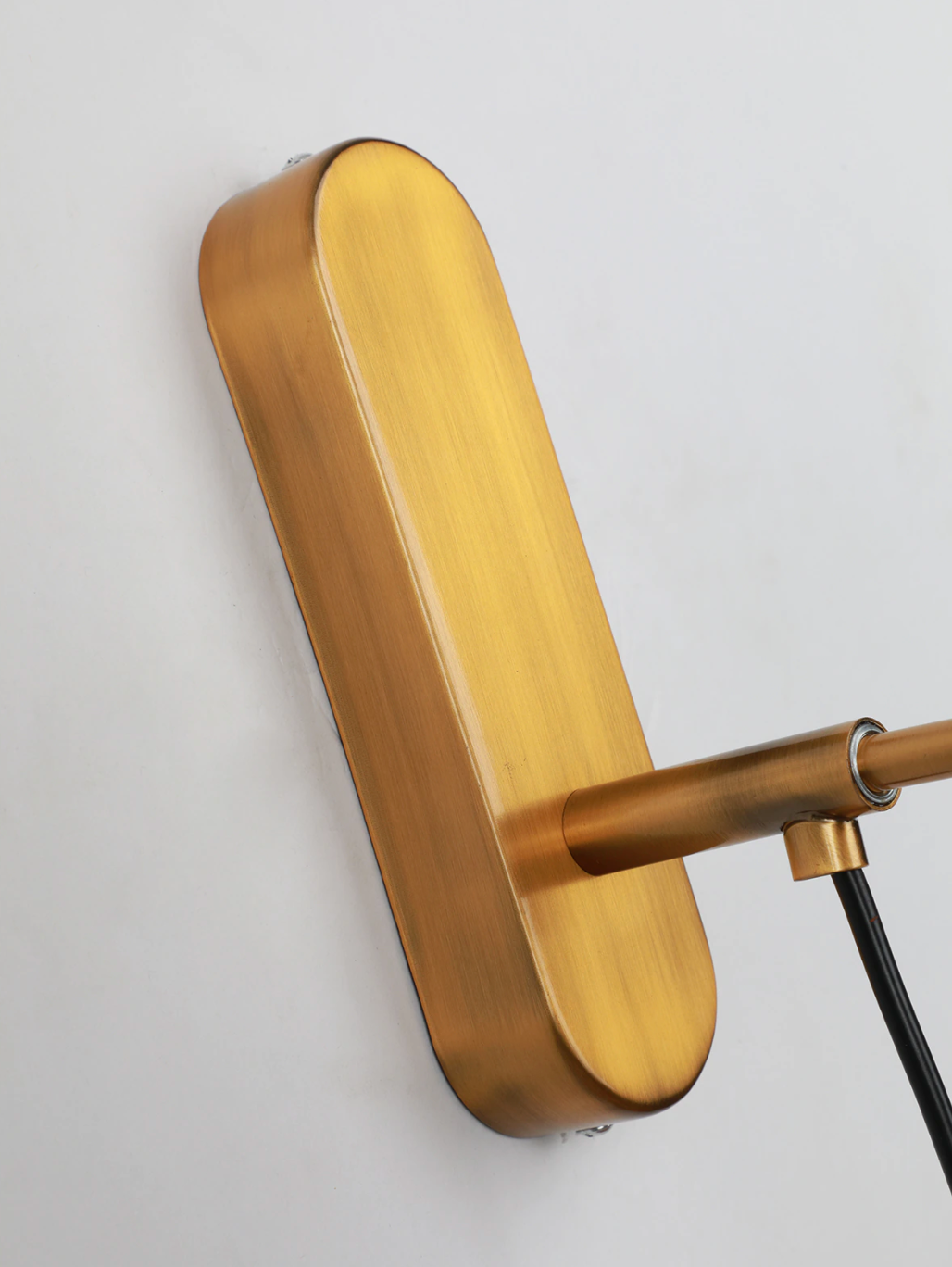 Alora Wall Sconce With Stand | Knesse