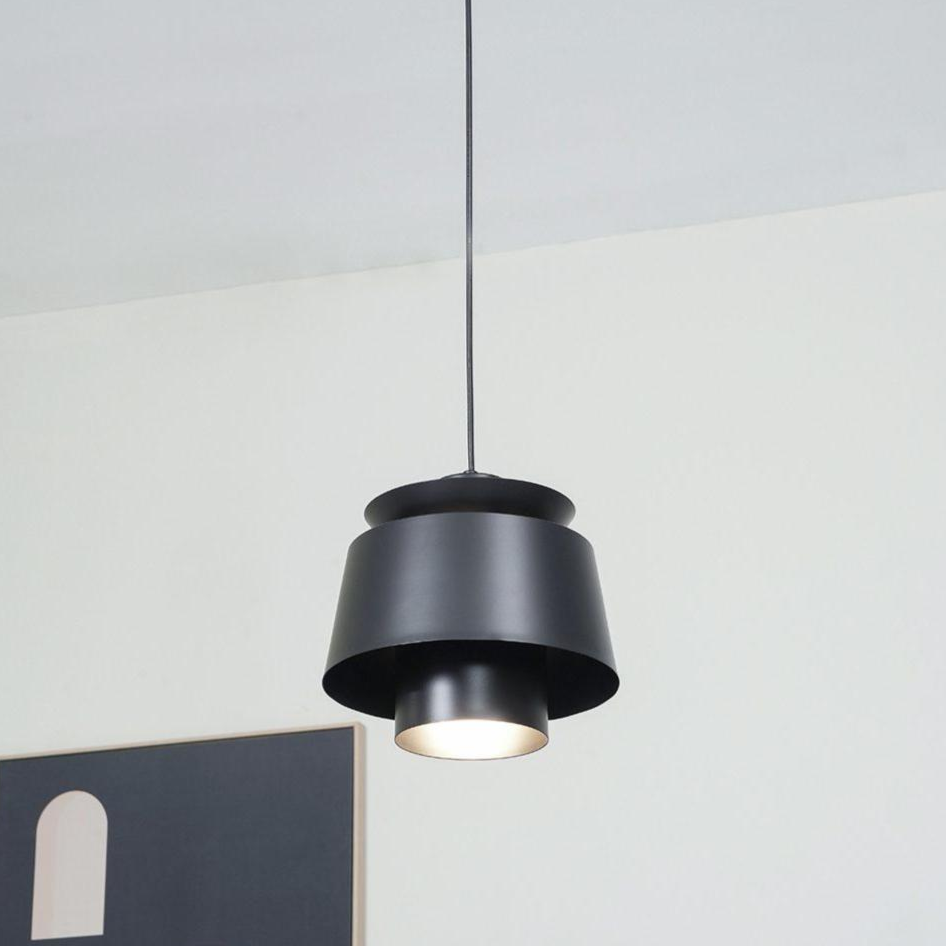 Astraea Pendant Light Elegant Star Inspired Ceiling Light | Snurv