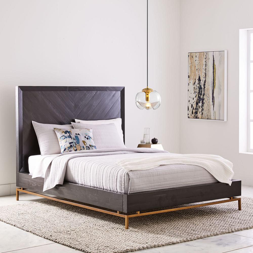 NyraWave Waveform Pendant Light in Iron and Glass Design | Snurv