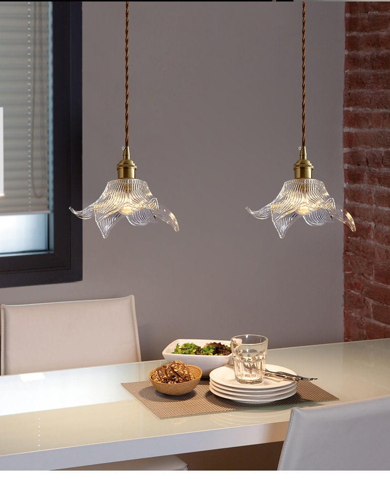 Aurielle Glass Lily Pendant Light | Vintage-Style LED With Bulb Included | Knesse