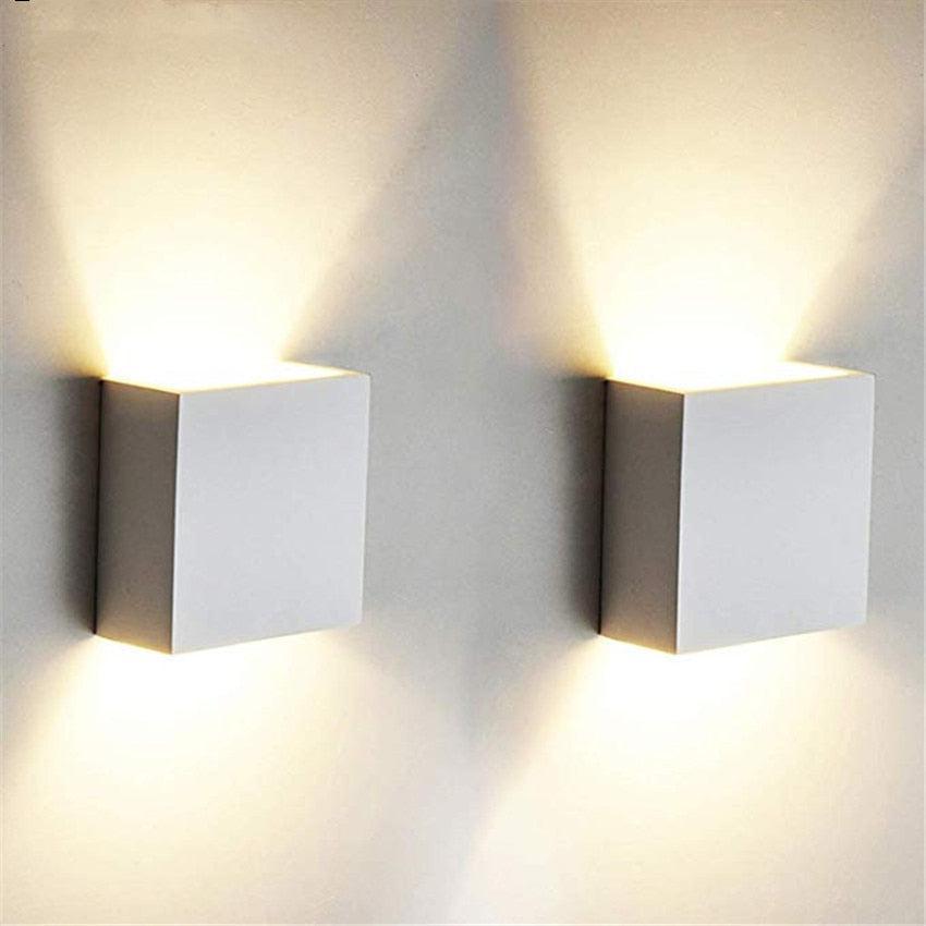 Kavren | Metal Cube LED Wall Sconce | Knesse