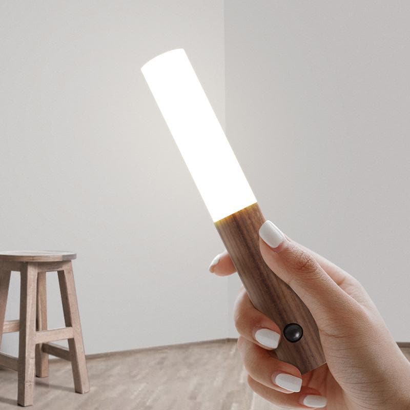 LumaCharge USB Rechargeable Wall Light | Knesse
