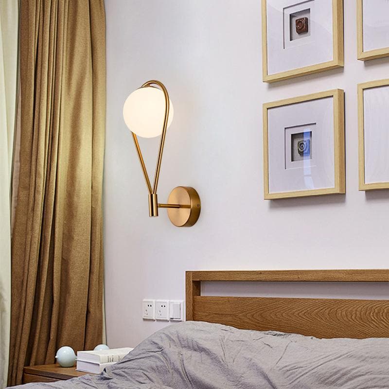 Aurel | Brass Sphere Wall Sconce | Knesse