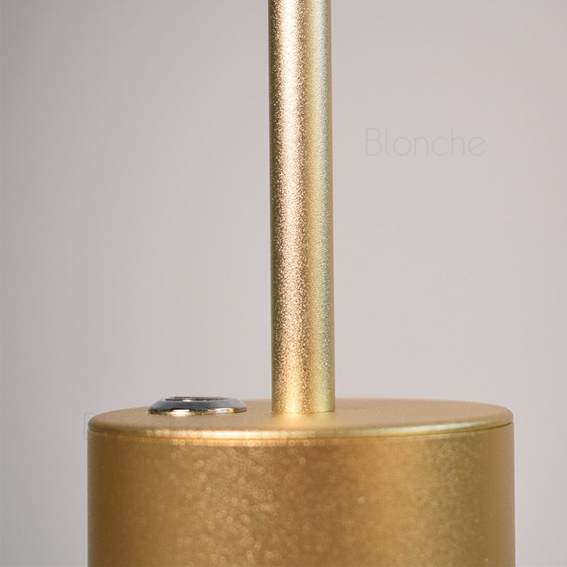 Harbor Cordless LED Table Lamp | Knesse